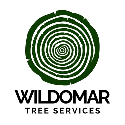 CrestHands Wildomar Tree Services Logo